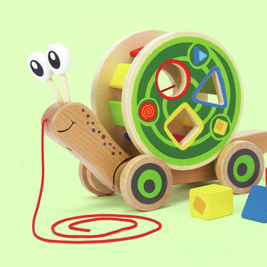 Hape loopslak met vormenspel - houten trekfiguur met blokken voor peuters vanaf 12 maanden