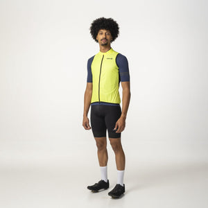 Agu essential - windbody - fietsvest - heren - geel - m - lichtgewicht - waterafstotend - winddicht - opvouwbaar - reflecterend m