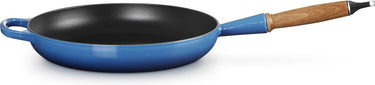 Le creuset koekenpan signature - azure - ø 28 cm 2,6l - geëmailleerde anti-aanbaklaag - duurzaam, vaatwasserbestendig en perfect voor gezond bakken en braden