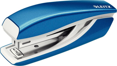 Leitz wow metalen mini nietmachine - capaciteit van 10 vel - inclusief nietjes - voor kantoor en thuiswerken - ideaal voor thuiskantoor - blauw