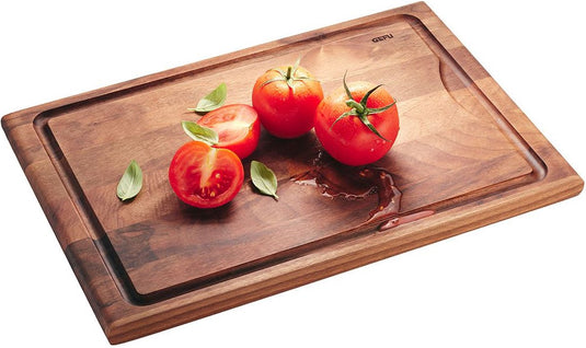 Gefu enno snijplank met sapgeul – 37 x 25 cm – europees walnotenhout – dubbelzijdig – antibacterieel