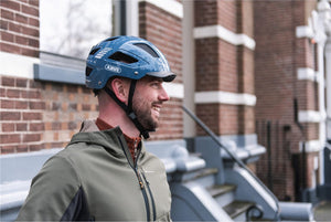 Abus fietshelm hyban 2.0 led signal glacier l - 56-61 cm - blauw - geschikt voor gebruik op elektrische fietsen - stadsfietsen - 455 g