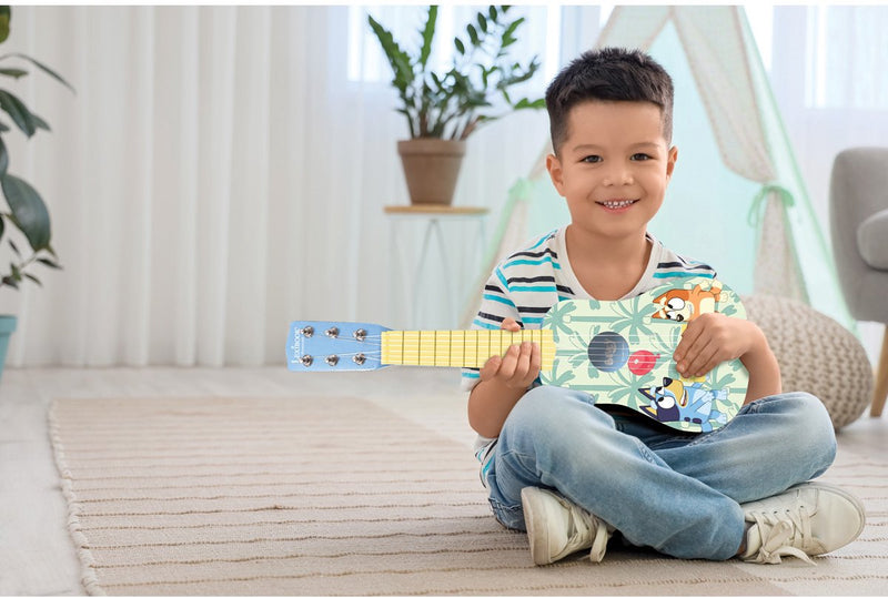 Afbeelding laden in galerijviewer, Lexibook mijn eerste houten gitaar bluey – 21 53 cm
