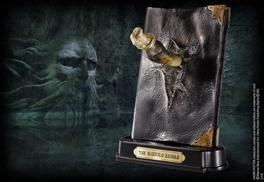 The noble collection harry potter verzamelobject replica 1 1 basilisk fang and tom riddle diary zwart