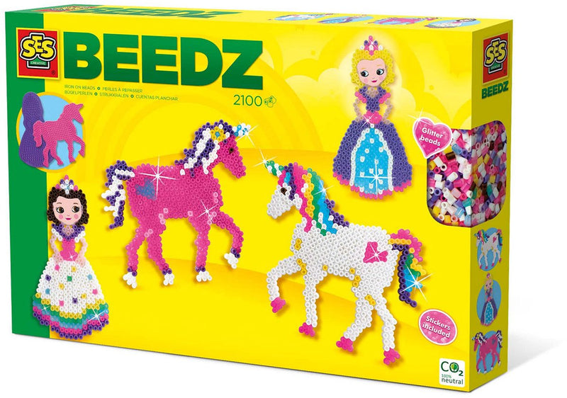 Afbeelding laden in galerijviewer, Ses creative - beedz - unicorns en prinsessen - 2100 strijkkralen met grondplaten en strijkvellen - vanaf 5 jaar
