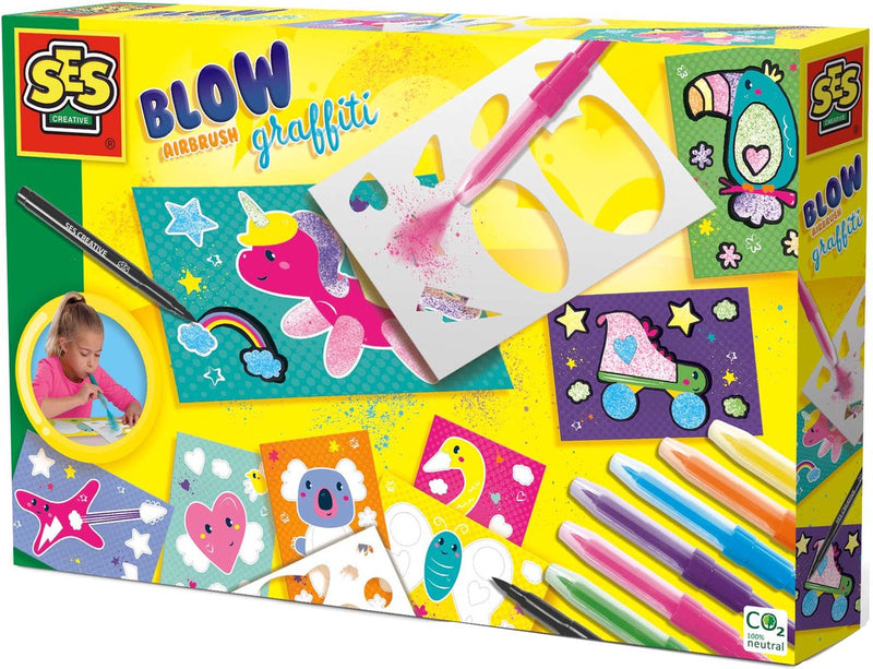 Afbeelding laden in galerijviewer, Ses creative – blow airbrush graffiti – creatieve knutselset vanaf 6 jaar – inclusief 6 airbrush pennen, zwarte stift, sjablonen en kleurplaten
