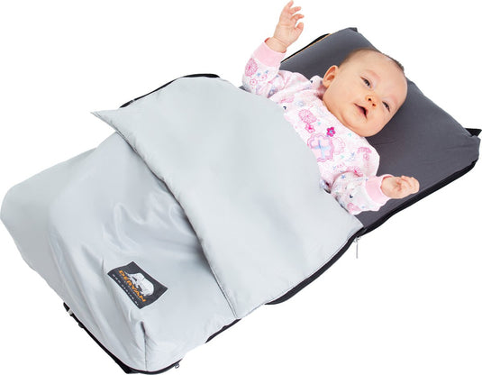 Deryan airtraveller vliegtuigbedje - reiskussen met matras - compact opgevouwen