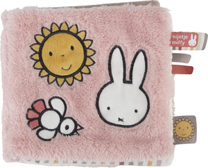 Tiamo nijntje activiteitenboek fluffy pink