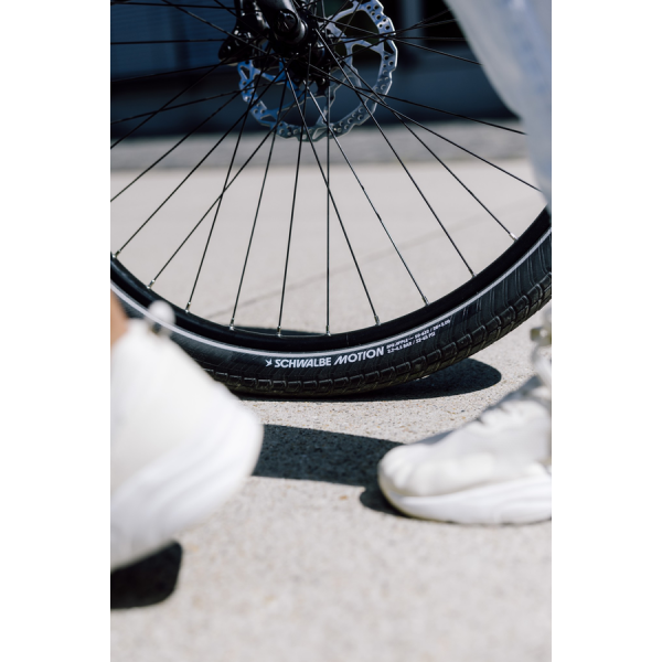 Load image into Gallery viewer, Schwalbe draadband motion big apple 50-406 +r zwart
