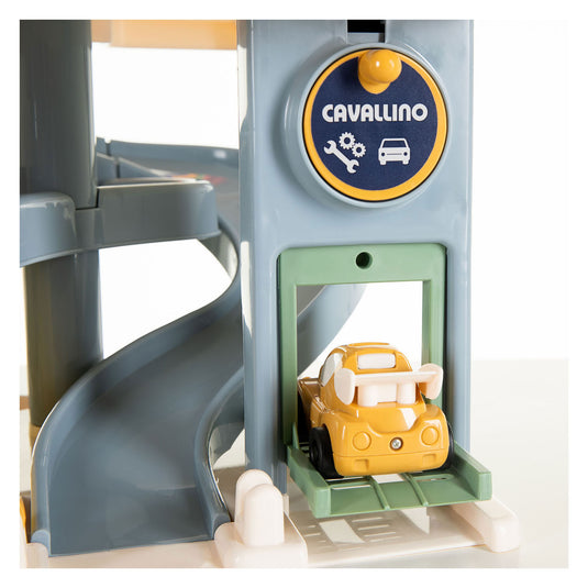 Cavallino luxe garage met auto's pastelkleuren