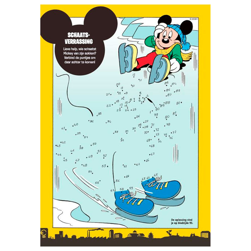 Load image into Gallery viewer, Boek Specials Nederland BV Mickey Mouse Winterboek
