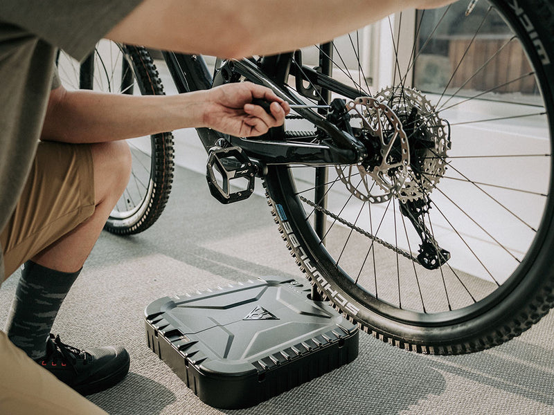 Load image into Gallery viewer, Topeak tune-up station bike rack mounting stand
