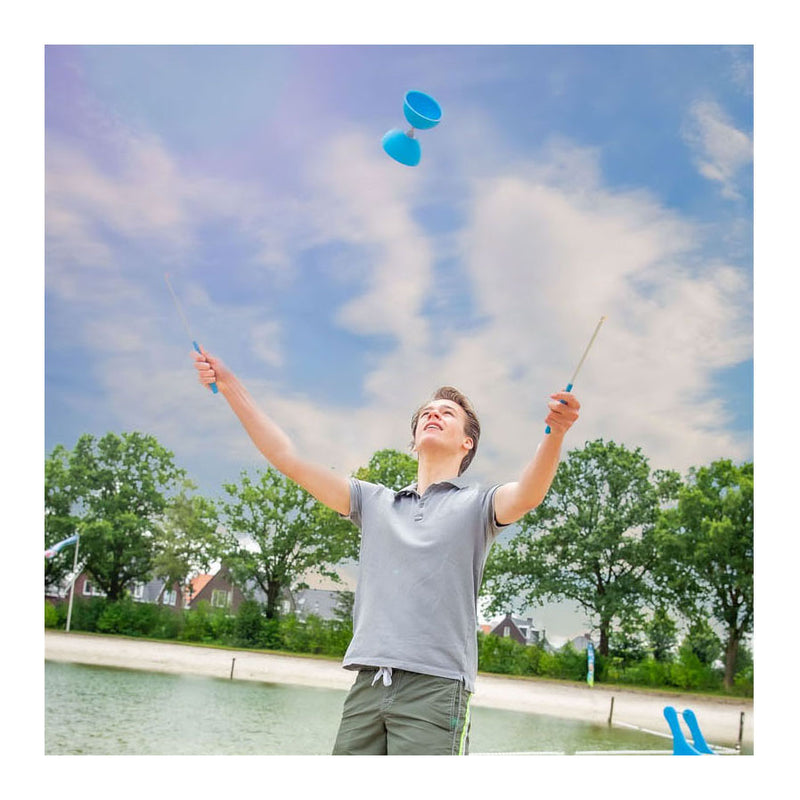 Load image into Gallery viewer, Engelhart diabolo van rubber met metalen stokjes - blauw

