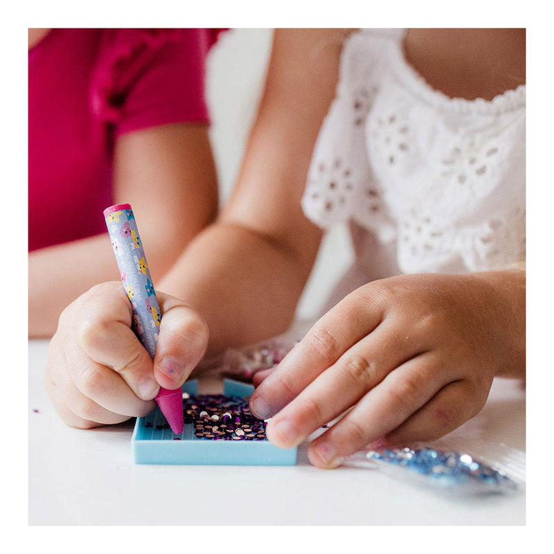 Load image into Gallery viewer, Totum unicorn knutselkoffer 2-in-1 knutselset armbandjes maken en diamond painting - creatief speelgoed meisjes vanaf 5 jaar cadeau tip knutselen sieradenpakket
