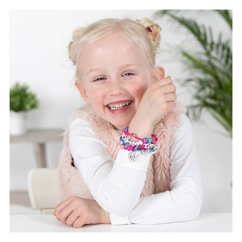 Load image into Gallery viewer, Totum Minnie Mouse - Letter Charm Armbandjes
