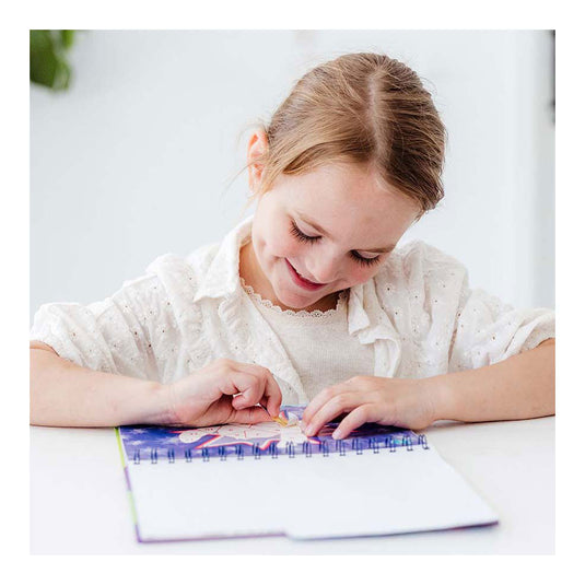 Totum stickeren op nummer boek stitch