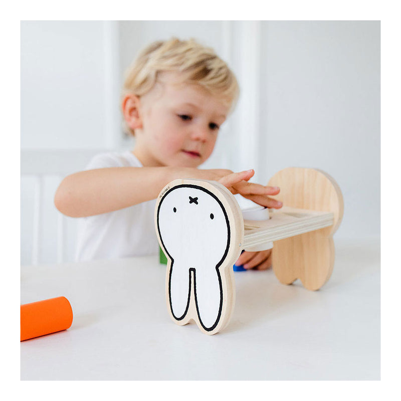 Load image into Gallery viewer, Bambolino toys nijntje hamerbankje hout
