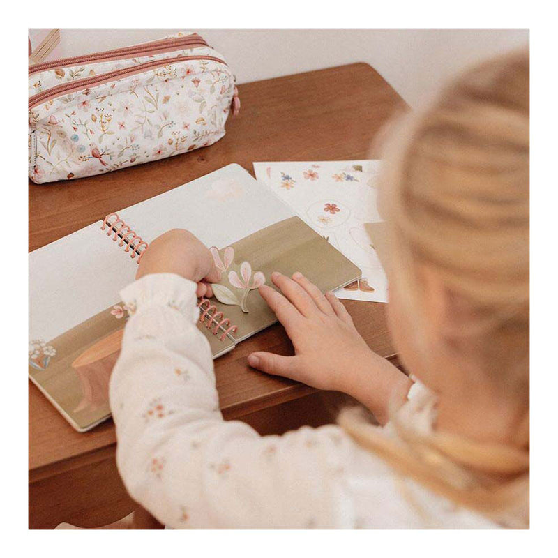 Load image into Gallery viewer, Little dutch dress up stickerboek rosa fairy garden
