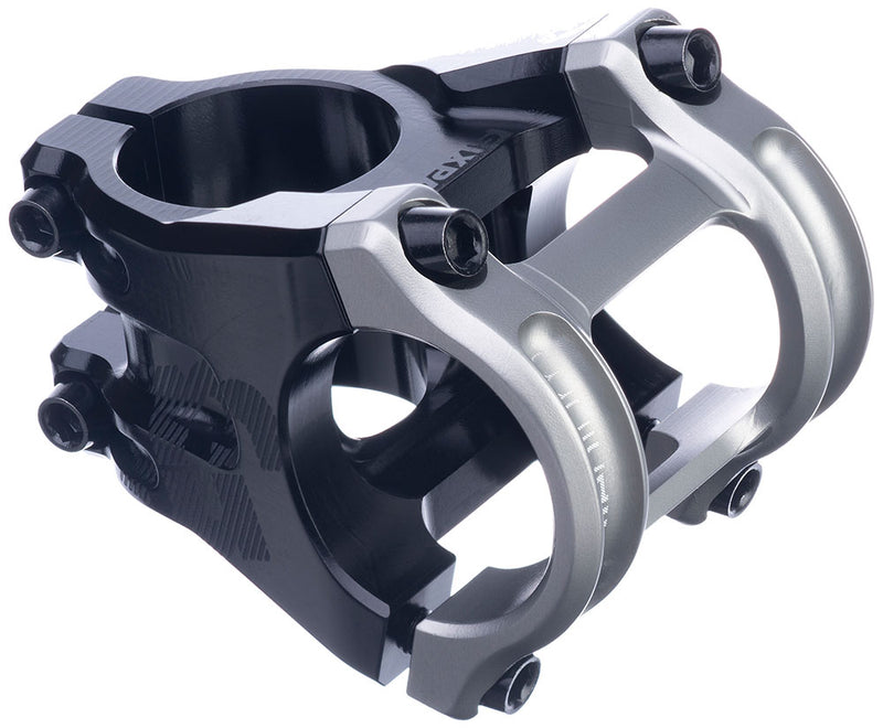 Load image into Gallery viewer, Sixpack racing millenium ø31.8mm stem
