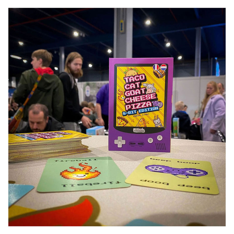 Afbeelding laden in galerijviewer, Geronimo games kaartspel taco cat goat cheese pizza - 8-bit editie
