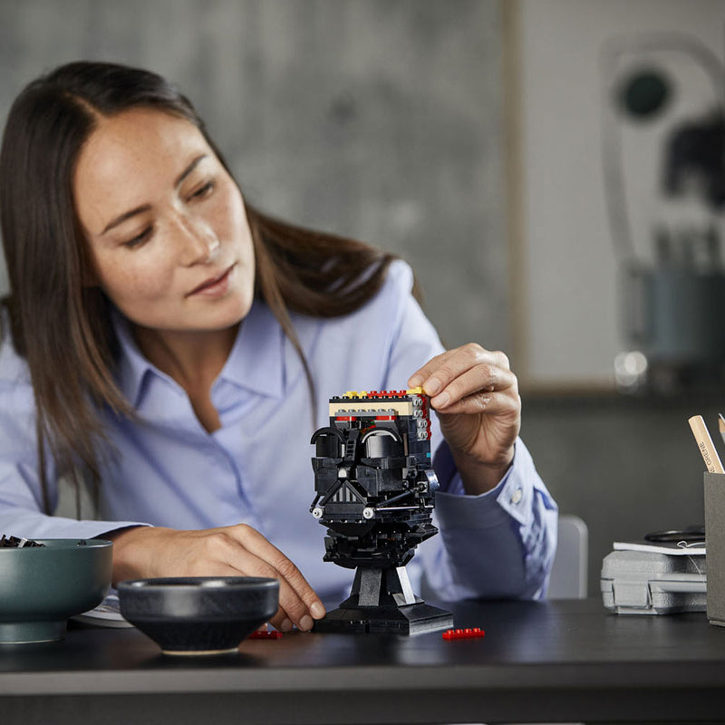 Load image into Gallery viewer, Lego star wars 75304 darth vader helm
