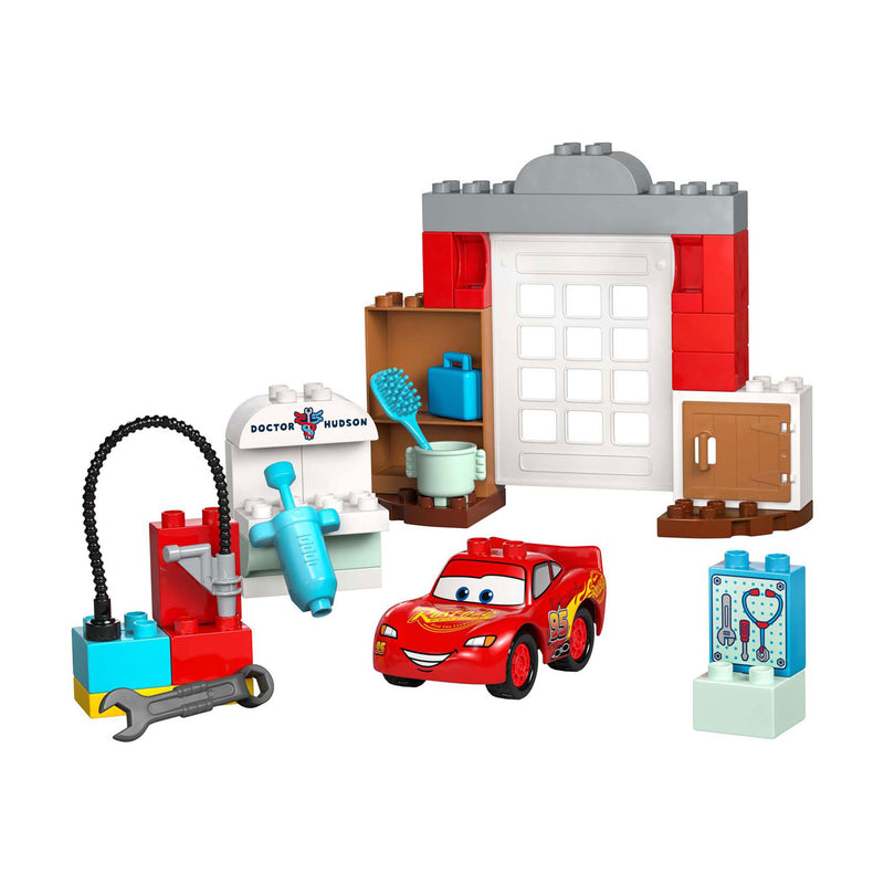 Load image into Gallery viewer, Lego duplo 10456 mcqueens bezoek aan docs garage
