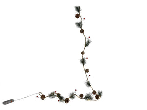 Svenska living guirlande 'red berry, pineleaf' 20led 180cm exclusief 2xaa batterij