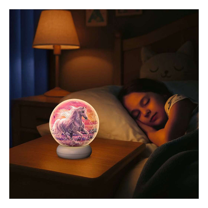 Load image into Gallery viewer, Ravensburger 3d puzzel nachtlamp paarden op het strand - 73st.

