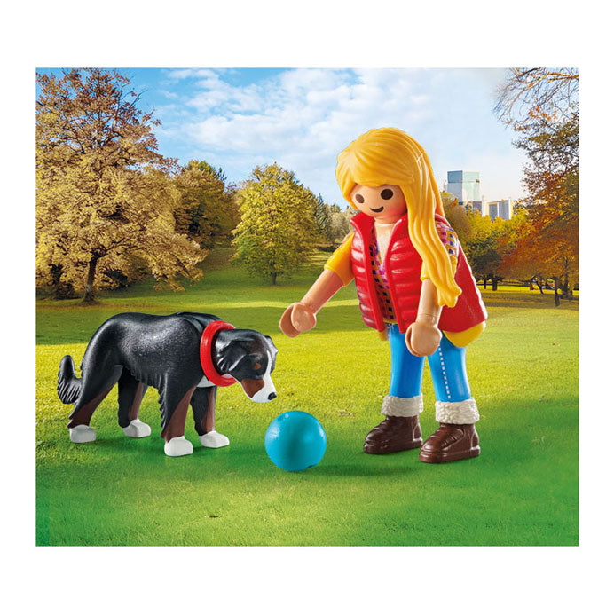 Load image into Gallery viewer, Playmobil my life vrouw met berghond
