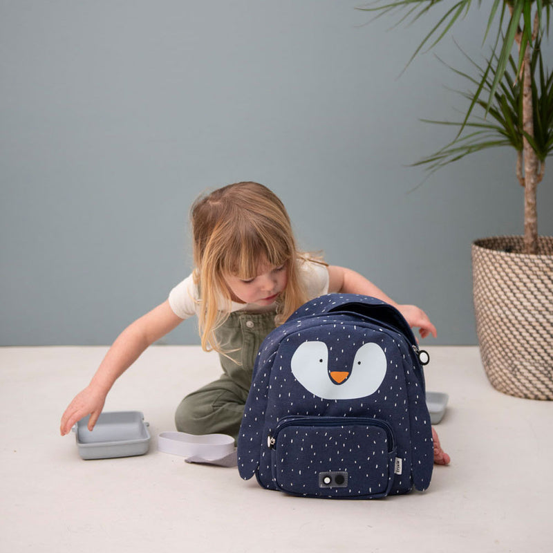 Load image into Gallery viewer, Trixie Rugzak Mr. Penguin
