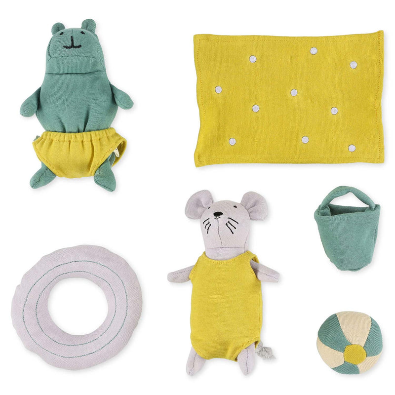 Load image into Gallery viewer, Trixie Puppet world L Beach
