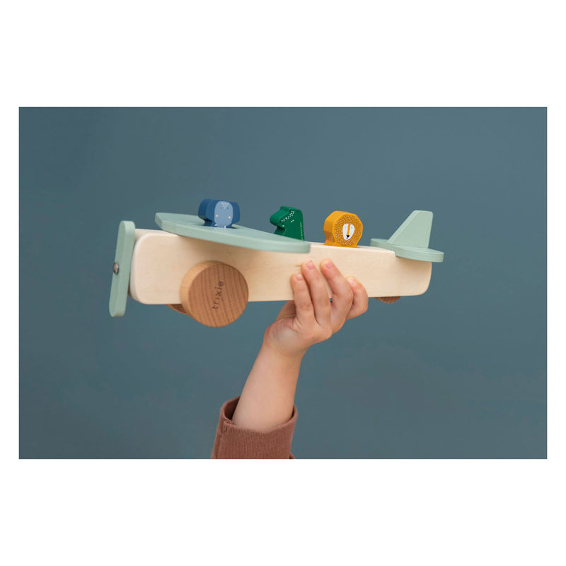 Load image into Gallery viewer, Trixie Houten Dieren Vliegtuig

