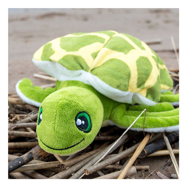 Load image into Gallery viewer, Tactic save the sea schildpad konna –duurzame knuffel 20x10x7 cm – gemaakt van 4-7 gerecyclede pet flessen – inclusief adoptiecertificaat – educatief speelgoed vanaf 0 jaar – ecologisch pluche – 100% recyclebaar – bescherm de zee – met gratis app
