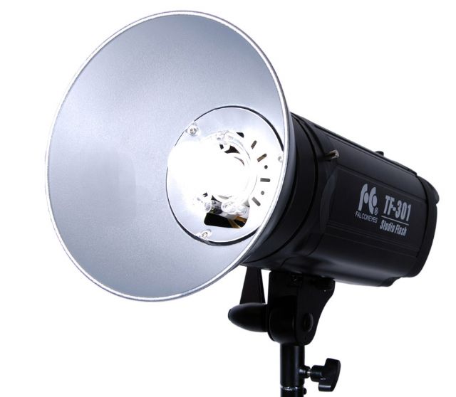 Load image into Gallery viewer, Falcon eyes studioflitser tf-301 digitaal
