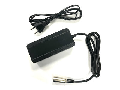 Load image into Gallery viewer, Van beijck acculader li-ion smartlader universeel tulp coax 36 volt 2 ah
