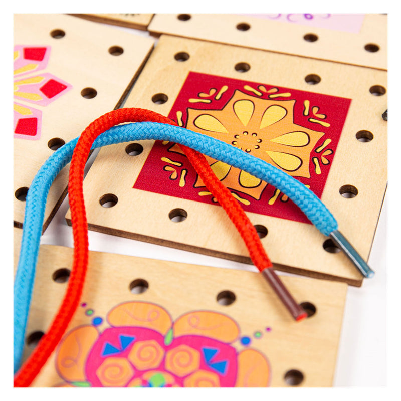 Load image into Gallery viewer, Bigjigs Houten Rijgpuzzel Tegels Vormen, 22dlg.
