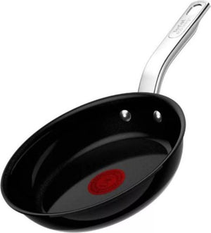 Tefal renew+ black keramische koekenpan 24 cm - inductie
