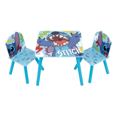 Set houten tafel met twee stoelen stitch