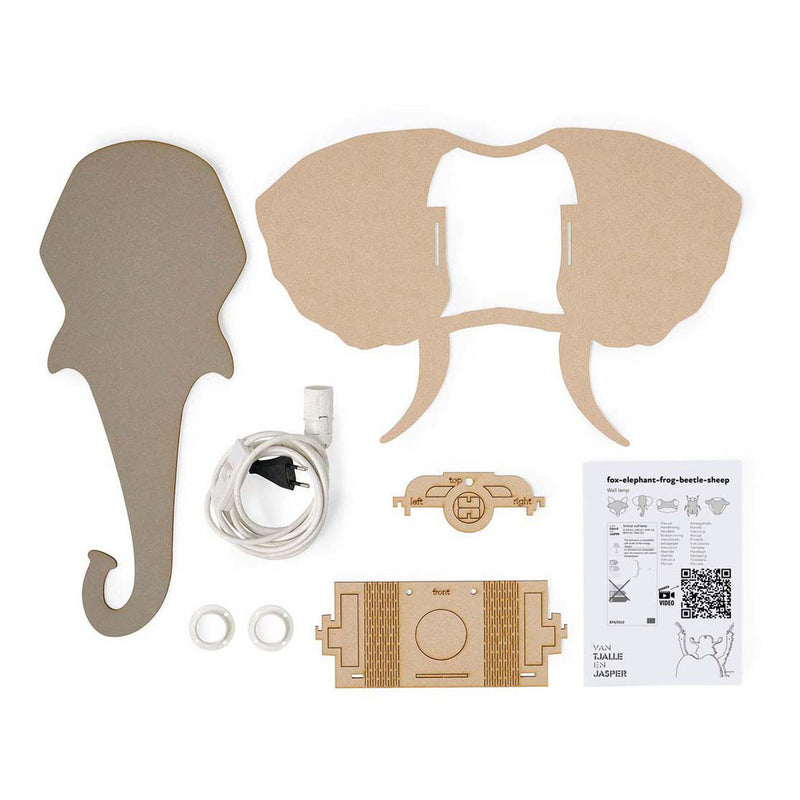 Load image into Gallery viewer, Van tjalle en jasper - olifant wandlamp - hout
