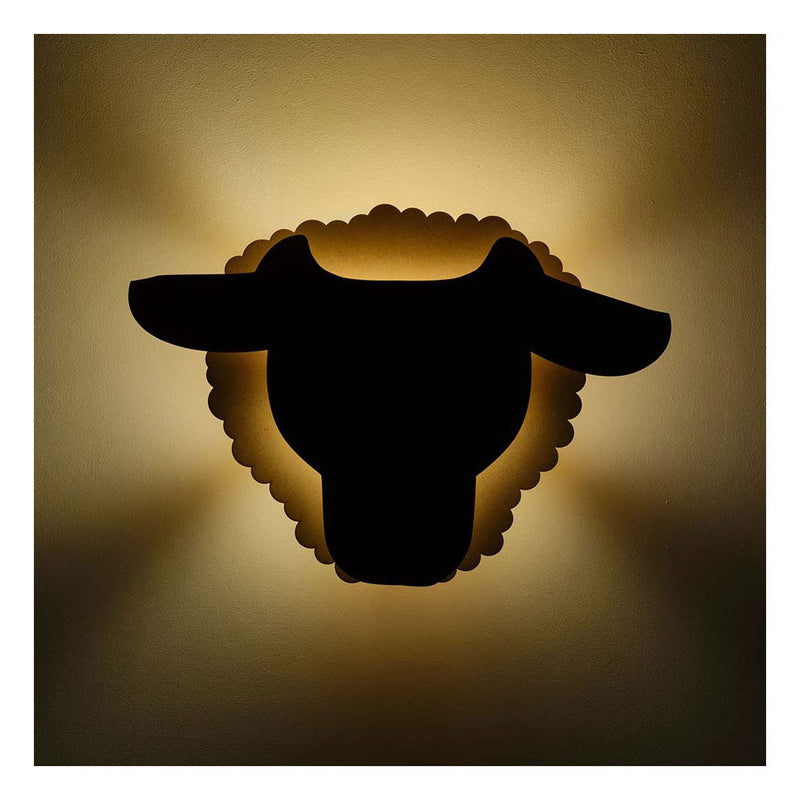 Load image into Gallery viewer, Van tjalle en jasper - schaap wandlamp - hout
