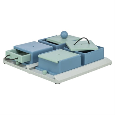 Trixie dog activity poker box 1