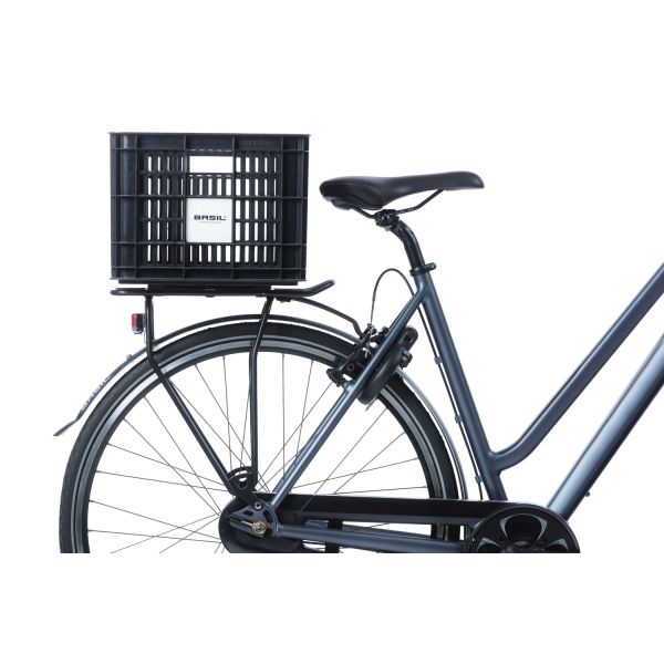 Load image into Gallery viewer, Basil fietskrat M - medium - 29.5 liter - zwart
