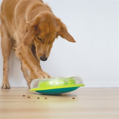 Load image into Gallery viewer, Nina ottosson wobble bowl groen 30x30x9 cm
