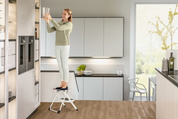 Load image into Gallery viewer, Hailo 4310-001 mk60 standardline 2 treden trapkruk
