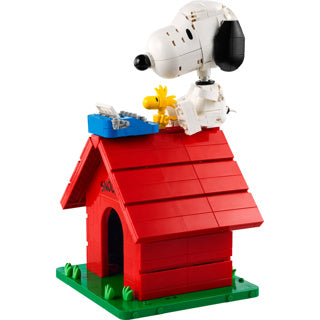 Load image into Gallery viewer, Lego ideas - peanuts: snoopy's doghouse - 21368

