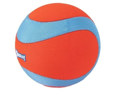 Load image into Gallery viewer, Chuckit! mega amphibious ball - hondenspeeltje - hondenbal - chuckit bal - drijvend - voor in het water - oranje blauw - ø 11,5 cm
