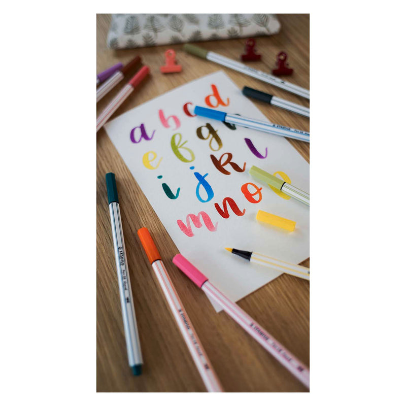 Load image into Gallery viewer, Stabilo Pen 68 Brush 24 Citroen Geel
