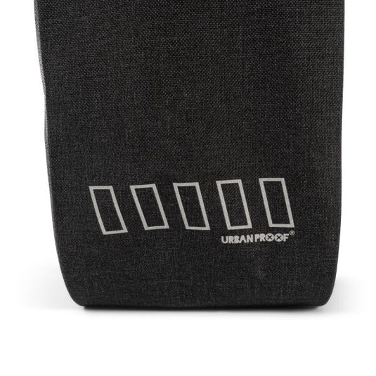 Urbanproof urban proof single district tas 20l zwart recycled