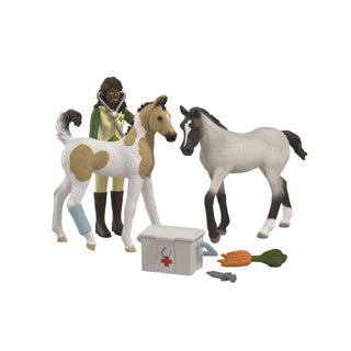 Load image into Gallery viewer, Schleich horse club sarah's eerste hulp kit 42777
