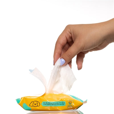 Load image into Gallery viewer, Furree natural insect wipes
